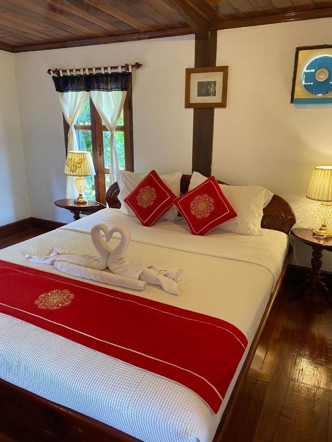 Golden Lotus Boutique Hotel Луанг Прабанг Екстериор снимка