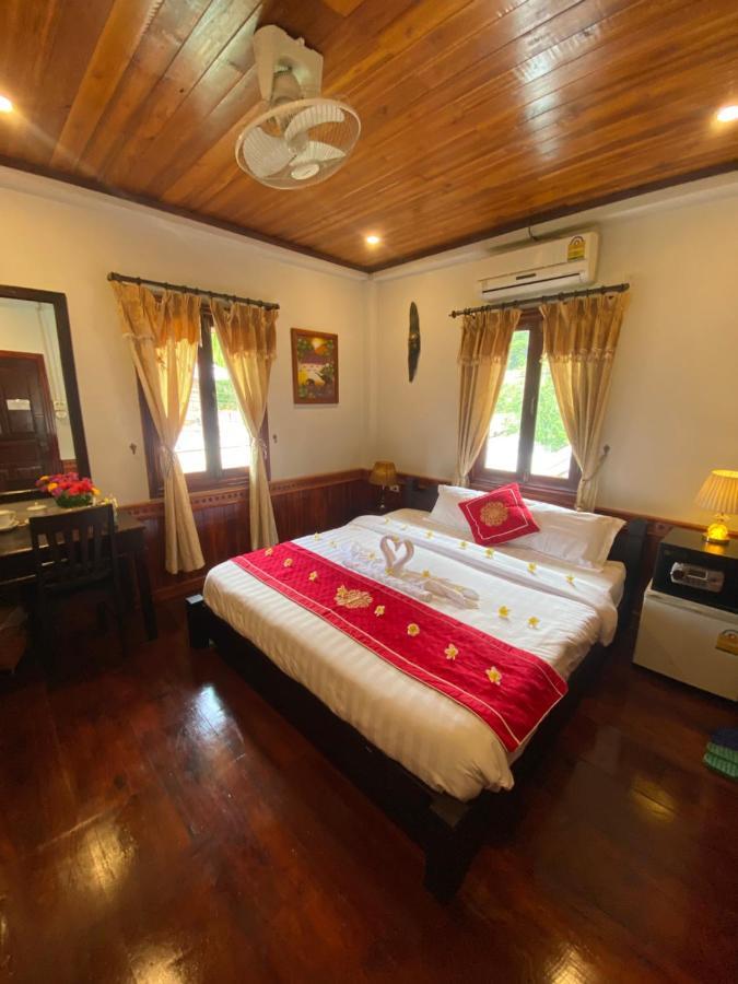 Golden Lotus Boutique Hotel Луанг Прабанг Екстериор снимка