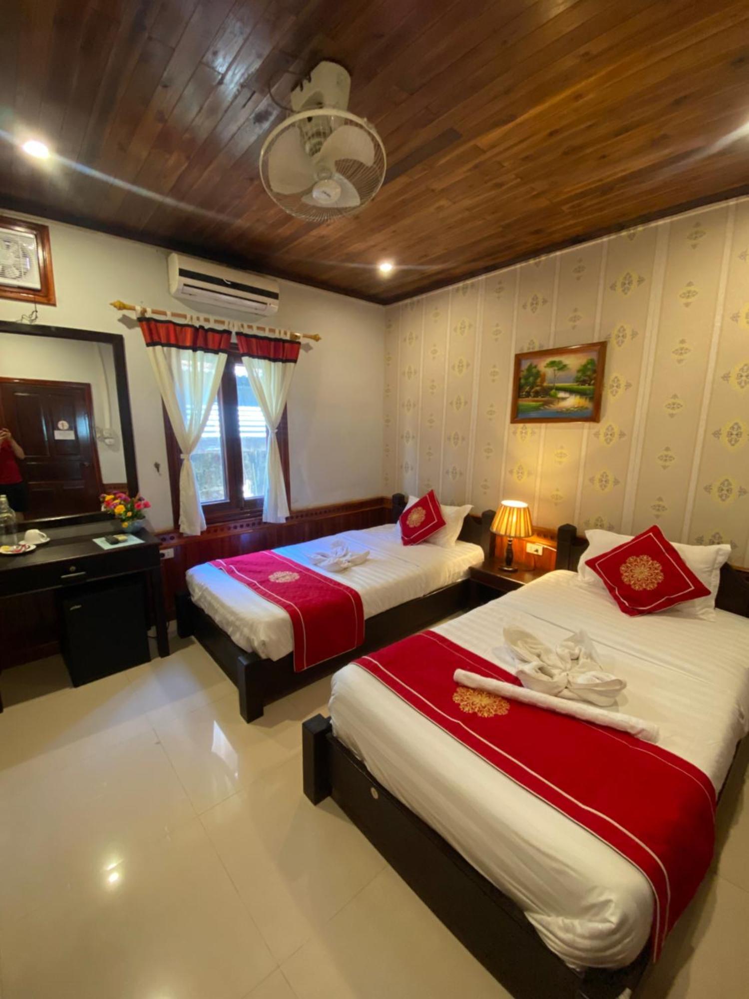 Golden Lotus Boutique Hotel Луанг Прабанг Екстериор снимка
