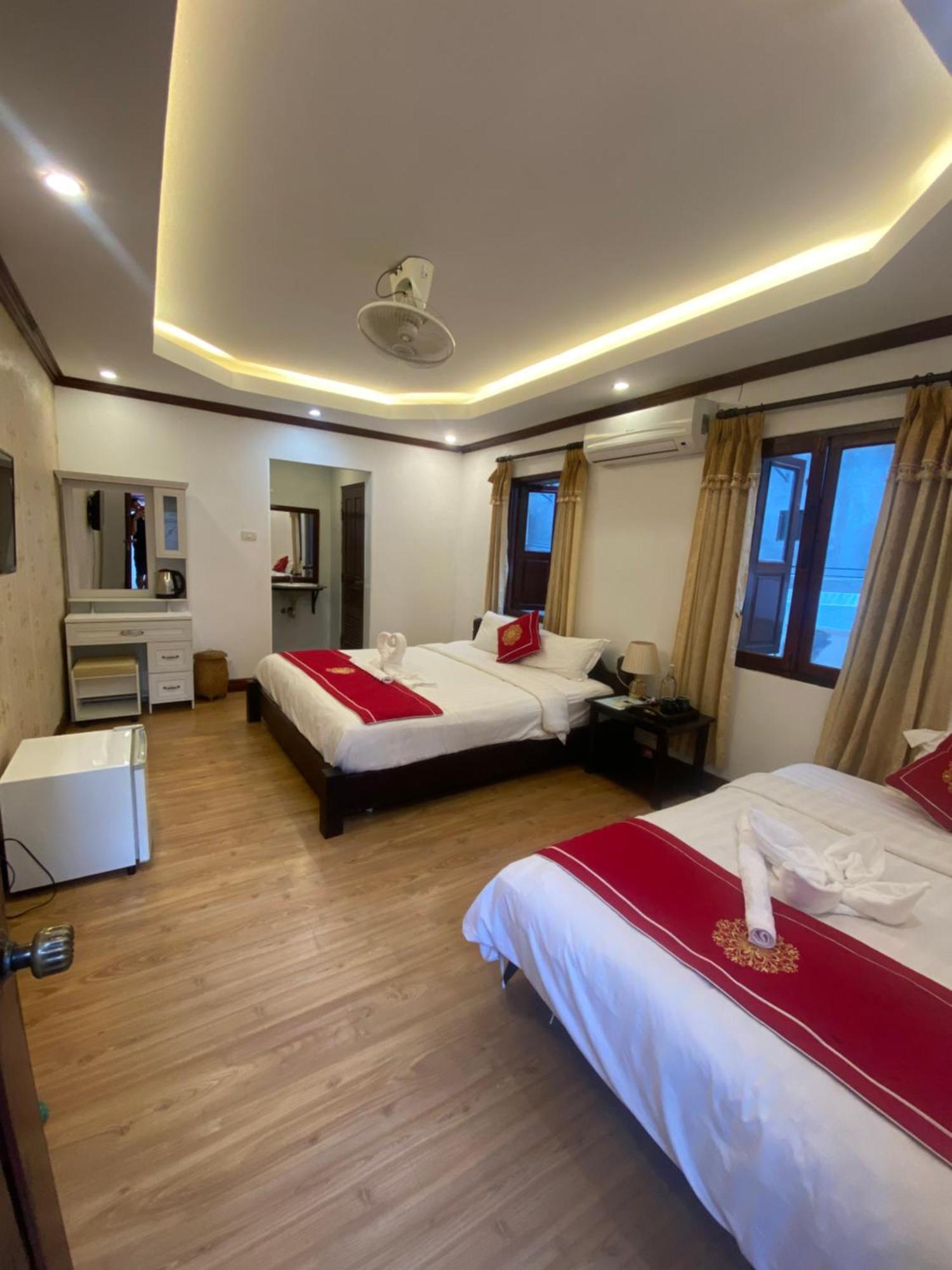 Golden Lotus Boutique Hotel Луанг Прабанг Екстериор снимка