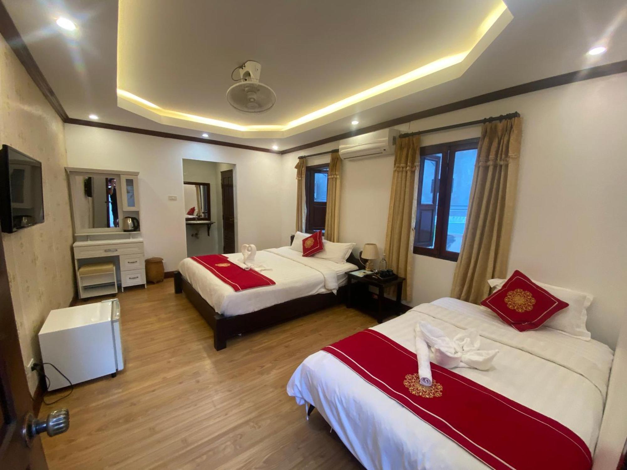 Golden Lotus Boutique Hotel Луанг Прабанг Екстериор снимка