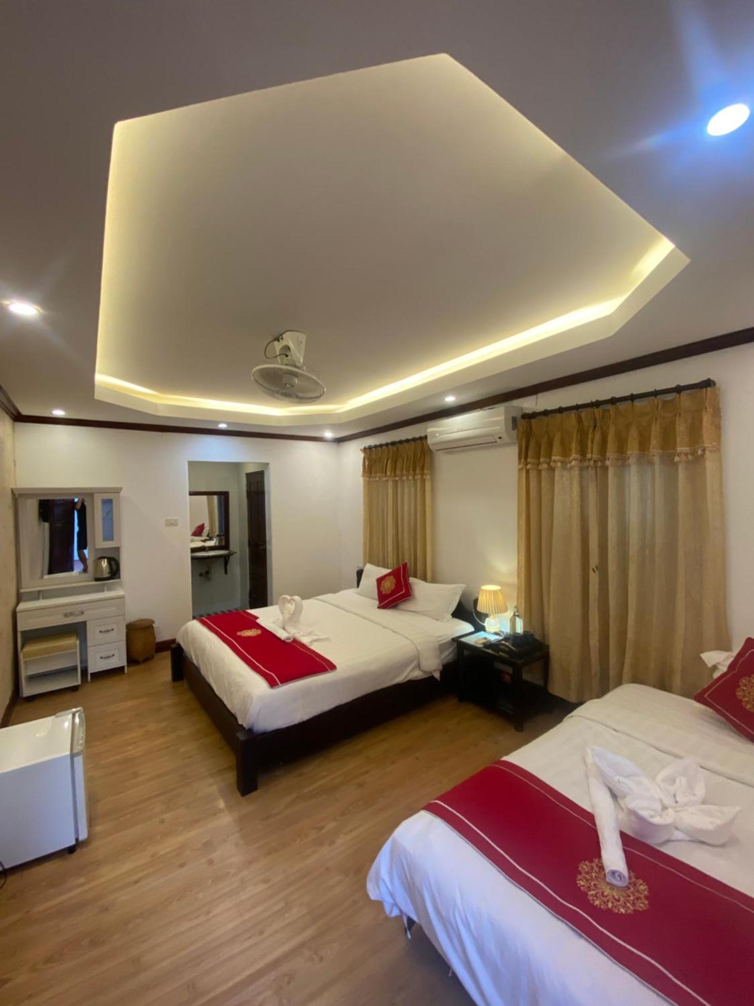 Golden Lotus Boutique Hotel Луанг Прабанг Екстериор снимка