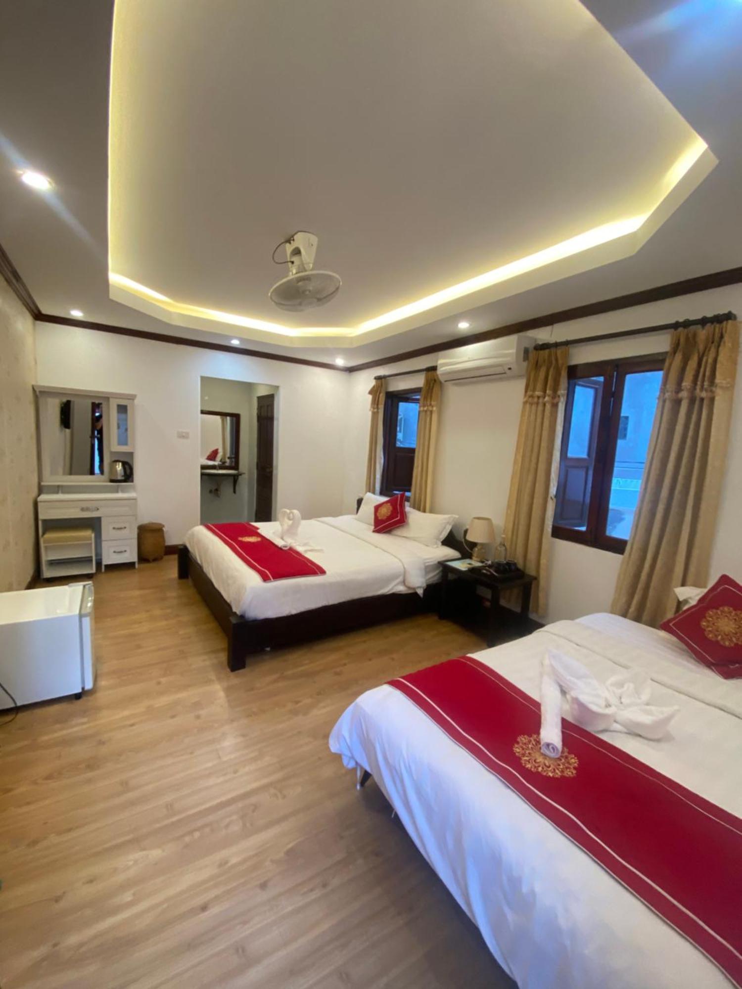 Golden Lotus Boutique Hotel Луанг Прабанг Екстериор снимка