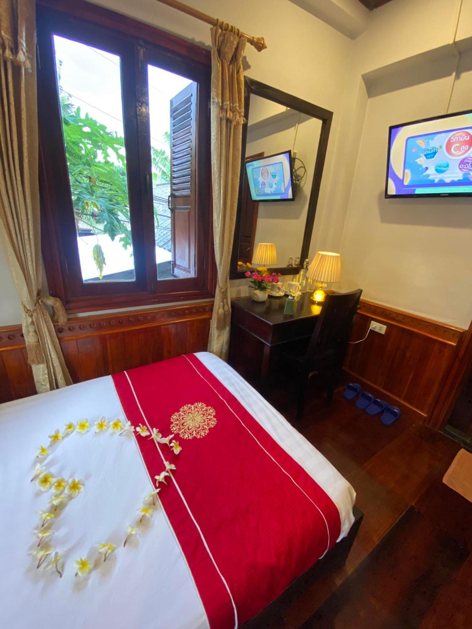 Golden Lotus Boutique Hotel Луанг Прабанг Екстериор снимка