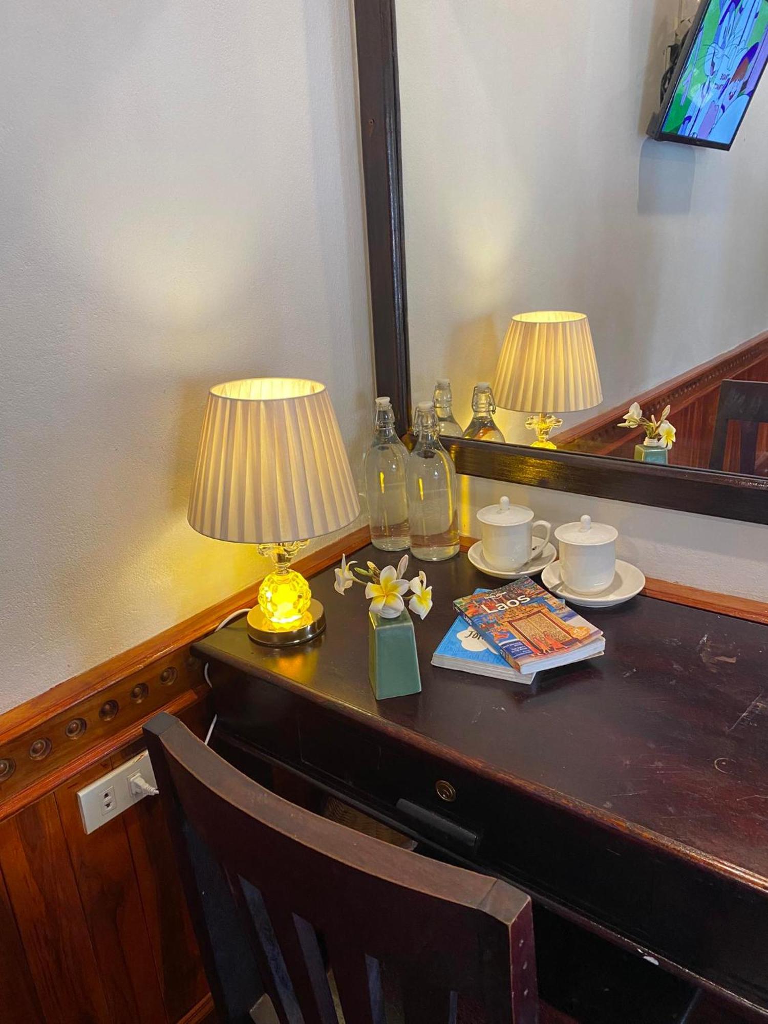 Golden Lotus Boutique Hotel Луанг Прабанг Екстериор снимка